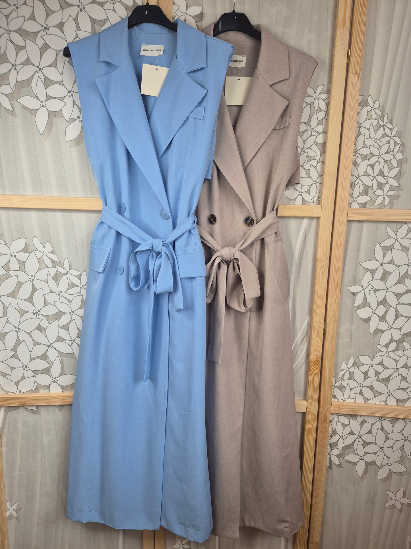 Robe tailleur sans manche