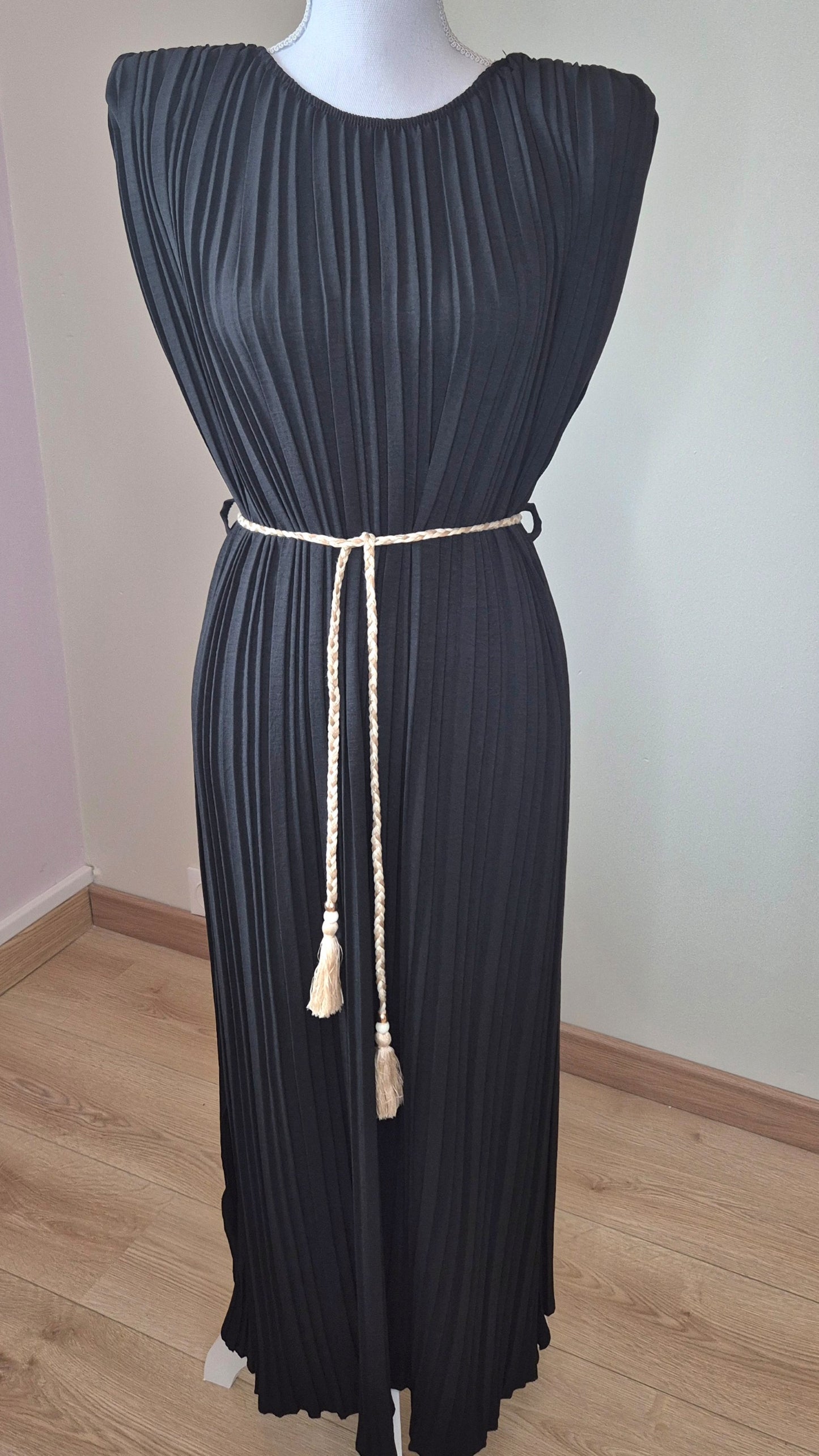 Robe longue plissée